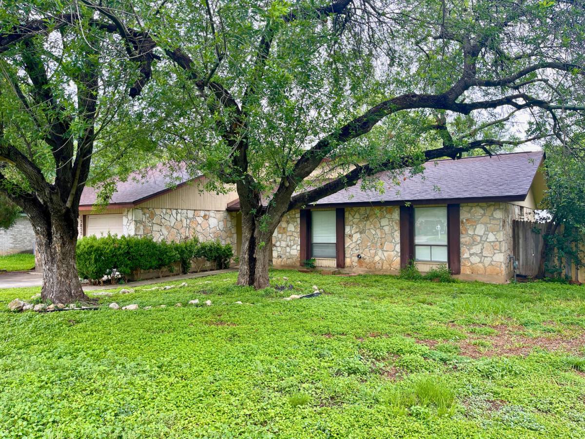 House for rent at 13855 Brook Hollow, San Antonio, TX 78232