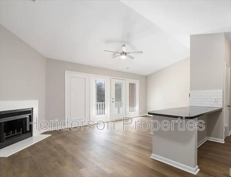 Apartment for rent at 6142 Meadow Rose Lane, Charlotte, NC 28215