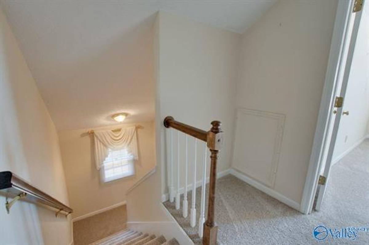 Townhouse for rent at 313 Kensignton Court, Huntsville, AL 35802