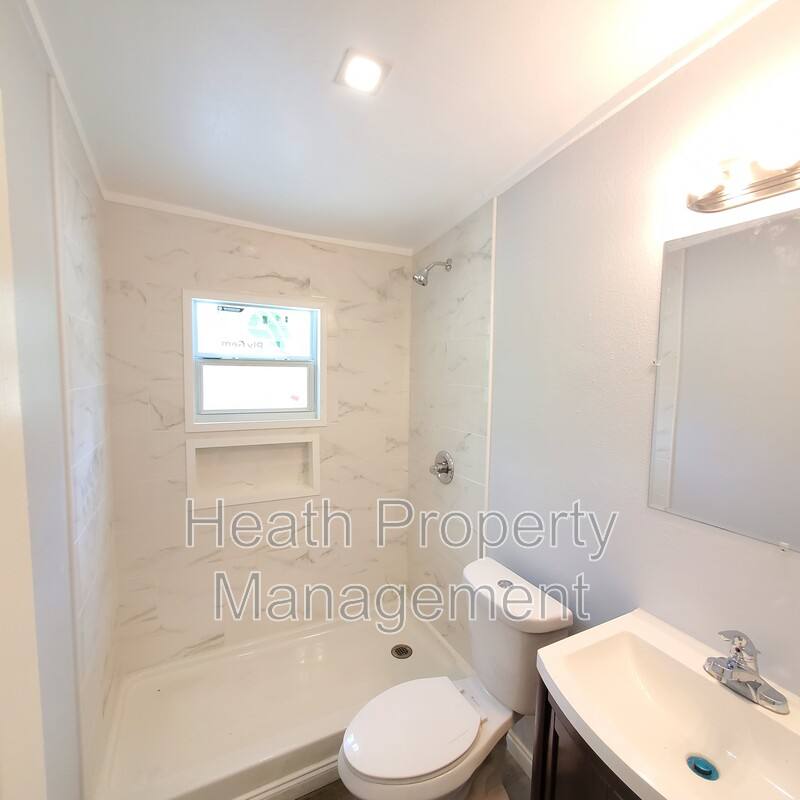 Apartment for rent at 1735 25th St S #1, Saint Petersburg, FL 33712