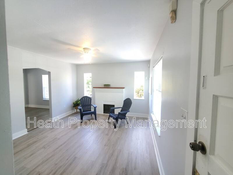 Apartment for rent at 1735 25th St S #1, Saint Petersburg, FL 33712