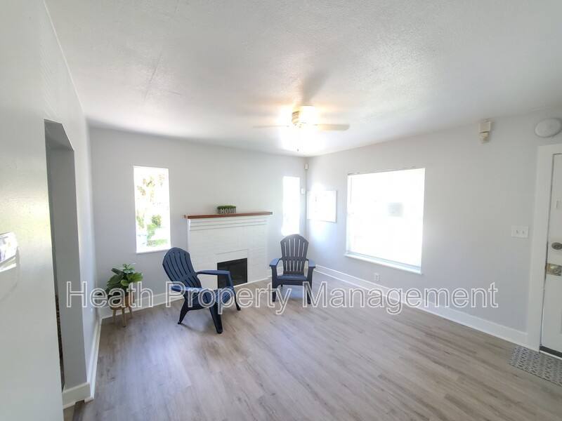 Apartment for rent at 1735 25th St S #1, Saint Petersburg, FL 33712