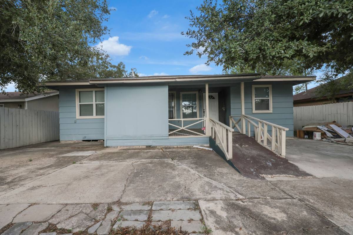 House for rent at 4913 S 26th St, McAllen, TX 78503