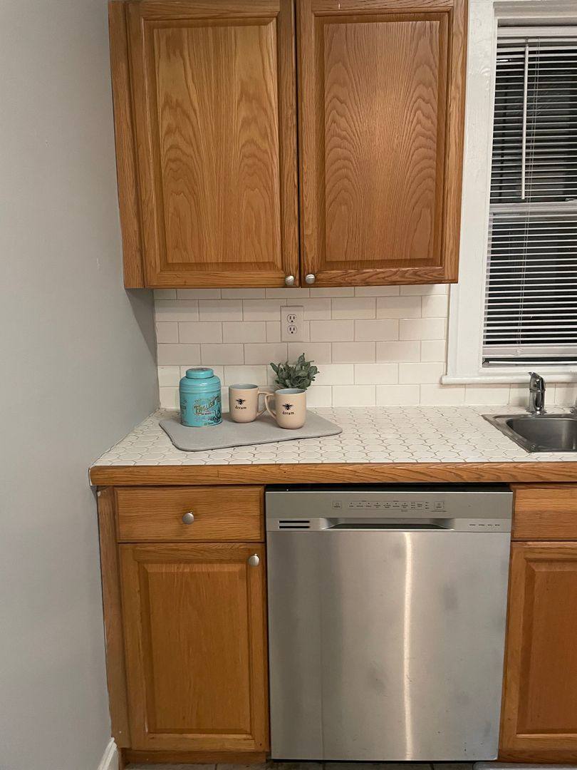 House for rent at 907 Dock St, Wilmington, NC 28401