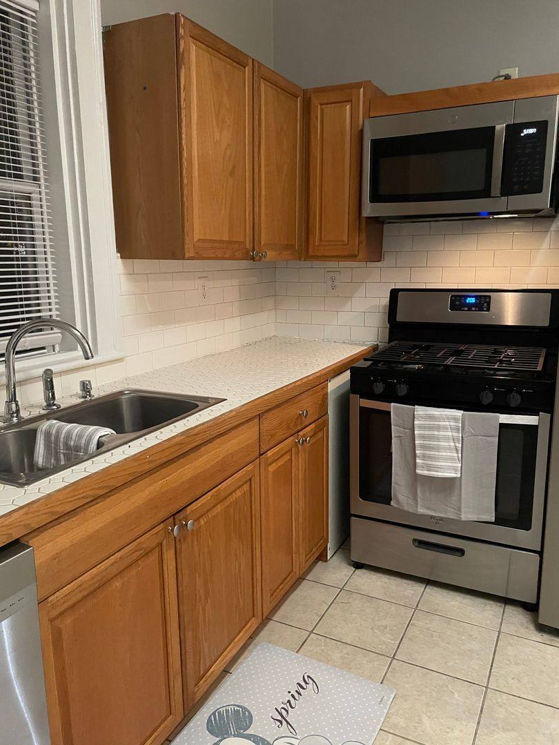 House for rent at 907 Dock St, Wilmington, NC 28401