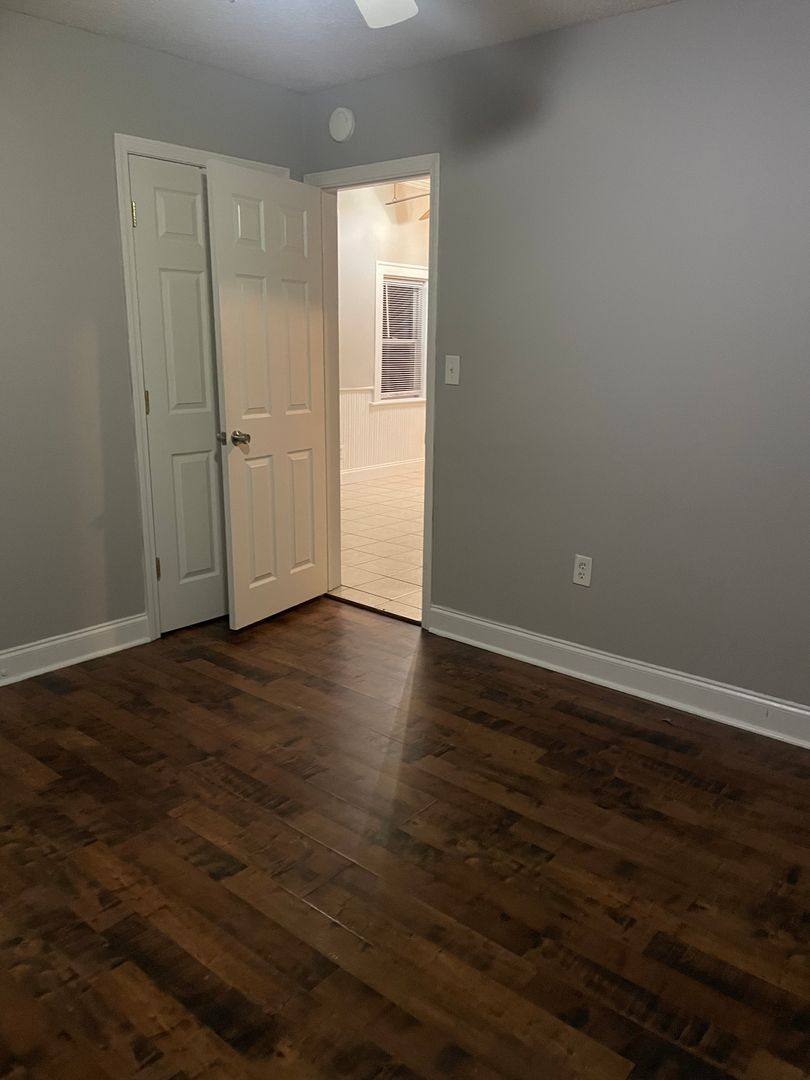 House for rent at 907 Dock St, Wilmington, NC 28401