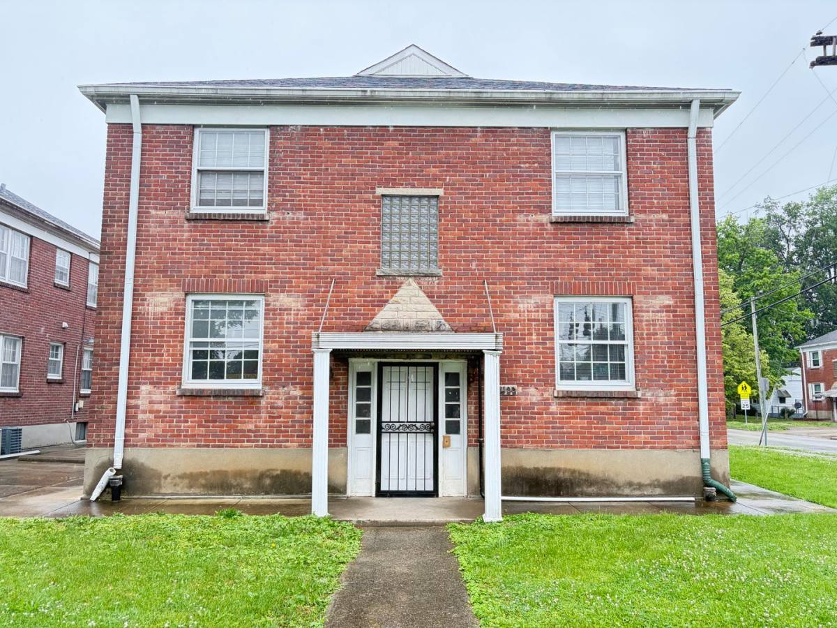 Apartment for rent at 5100 S 3rd St, Louisville, KY 40214