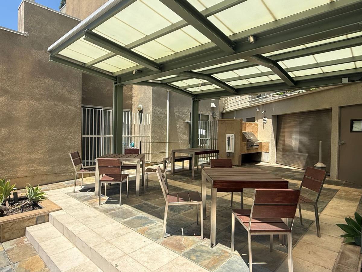 Condo for rent at 2905 Montrose Ave #416, La Crescenta, CA 91214
