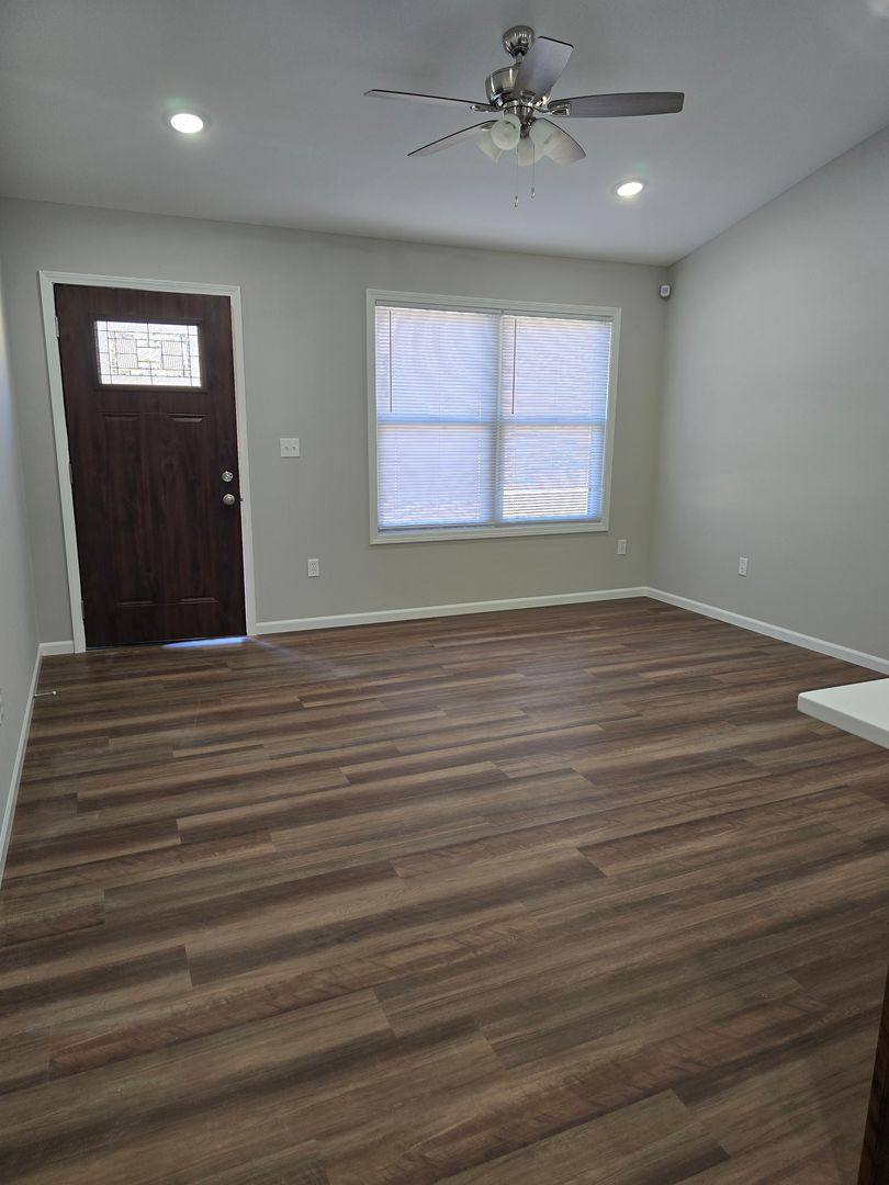 Apartment for rent at 1504 St Maria's, Rolla, MO 65401
