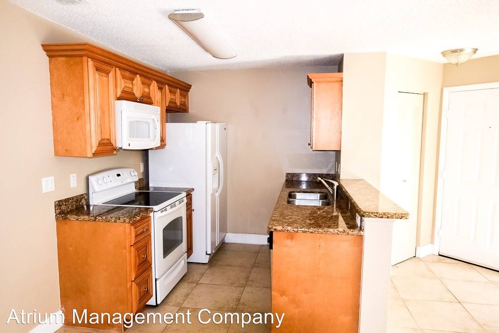 Apartment for rent at 2585 Grassy Point Dr, Lake Mary, FL 32746