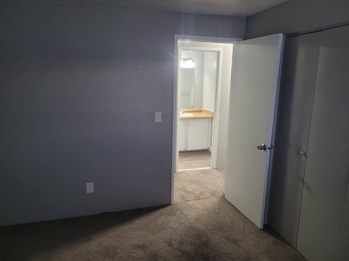 Apartment for rent at 601 S Kent St, Kennewick, WA 99336