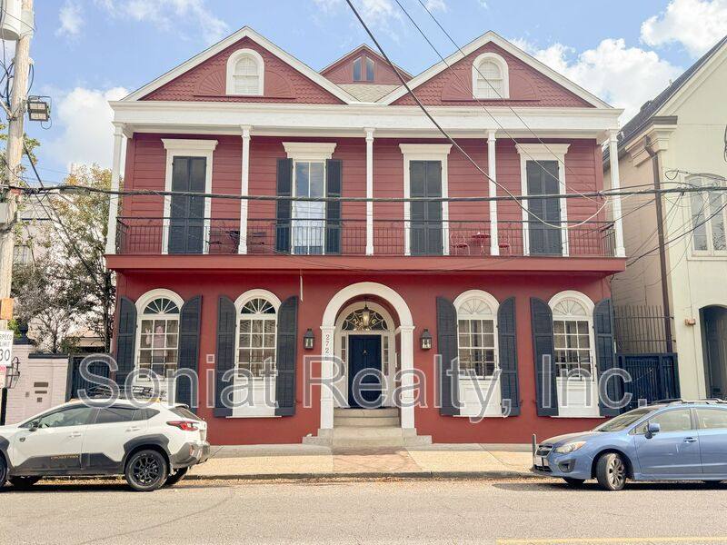 Apartment for rent at 2726 Prytania St #7, New Orleans, LA 70130