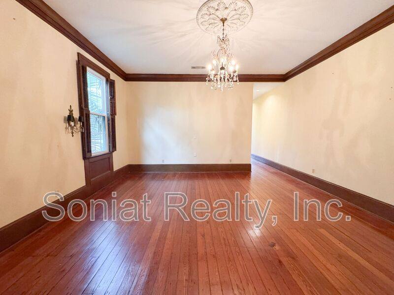 Apartment for rent at 2726 Prytania St #7, New Orleans, LA 70130