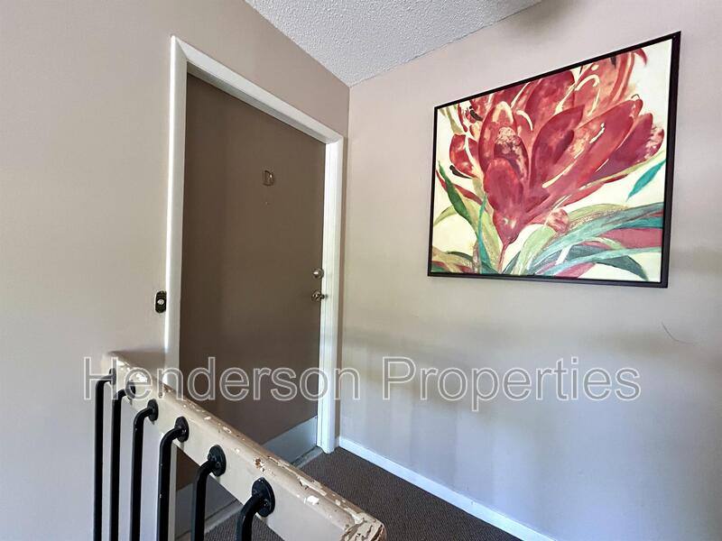 Apartment for rent at 2614-D Park Rd, Charlotte, NC 28209