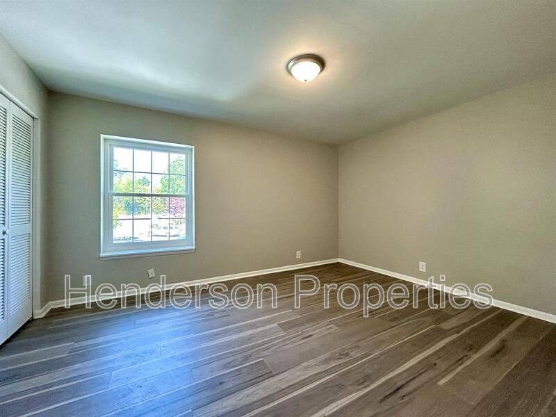 Apartment for rent at 2614-D Park Rd, Charlotte, NC 28209