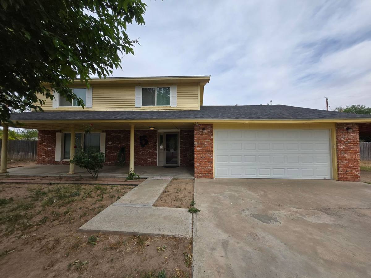 House for rent at 5 La Paloma Place, Roswell, NM 88201