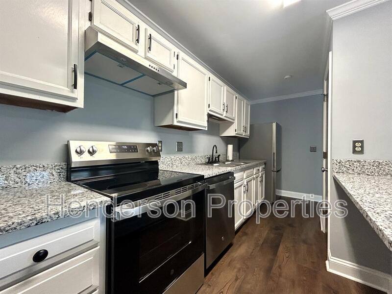 Apartment for rent at 6125 Meadow Rose Lane, Charlotte, NC 28215