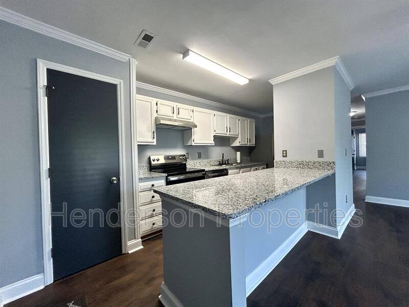 Apartment for rent at 6125 Meadow Rose Lane, Charlotte, NC 28215