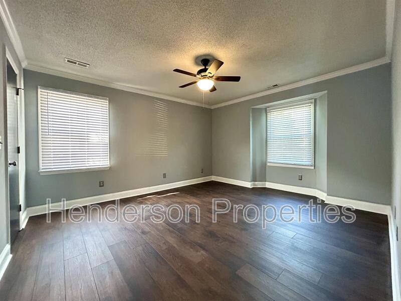 Apartment for rent at 6125 Meadow Rose Lane, Charlotte, NC 28215
