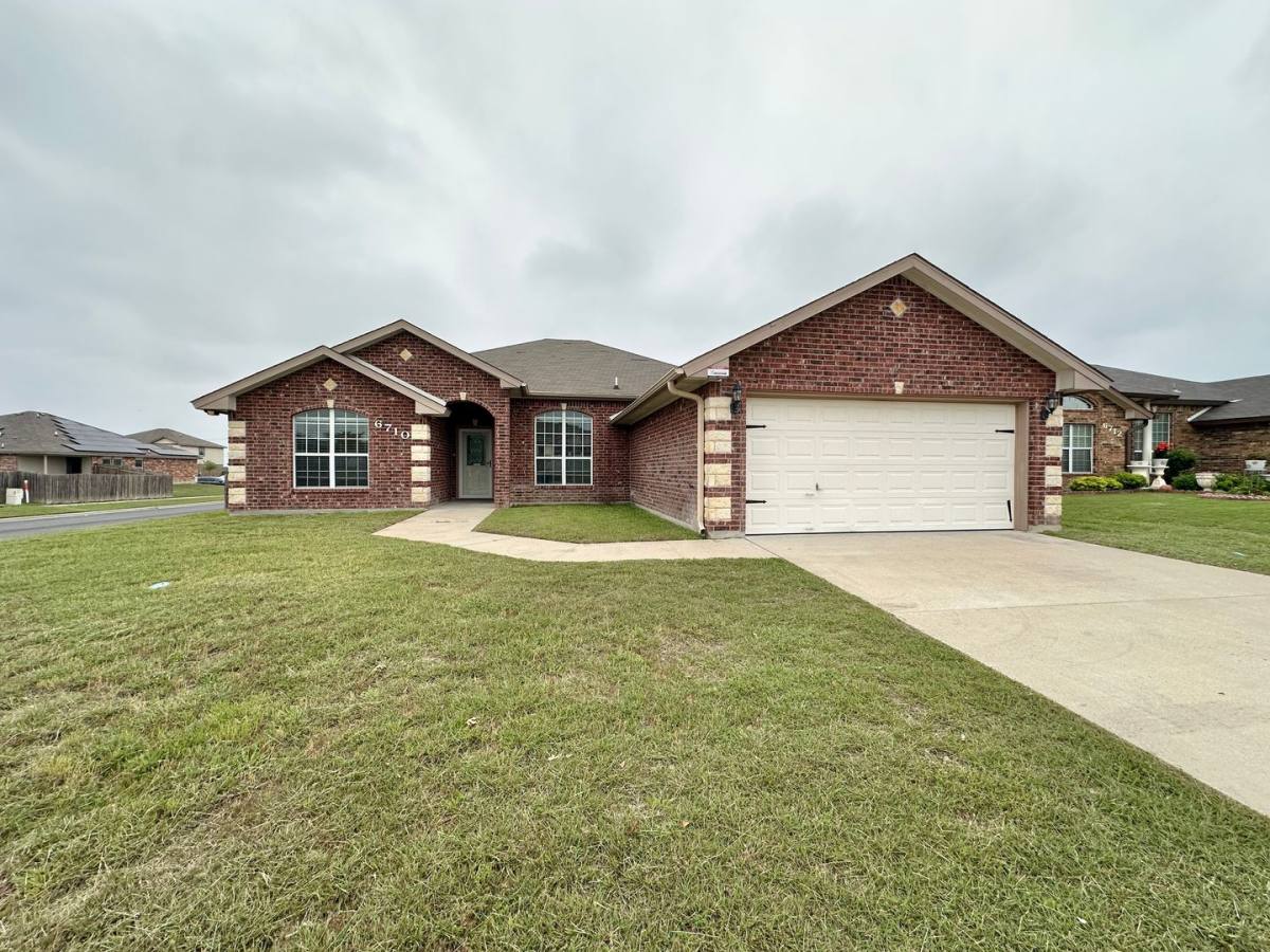 House for rent at 6710 Alvin Dr, Killeen, TX 76542