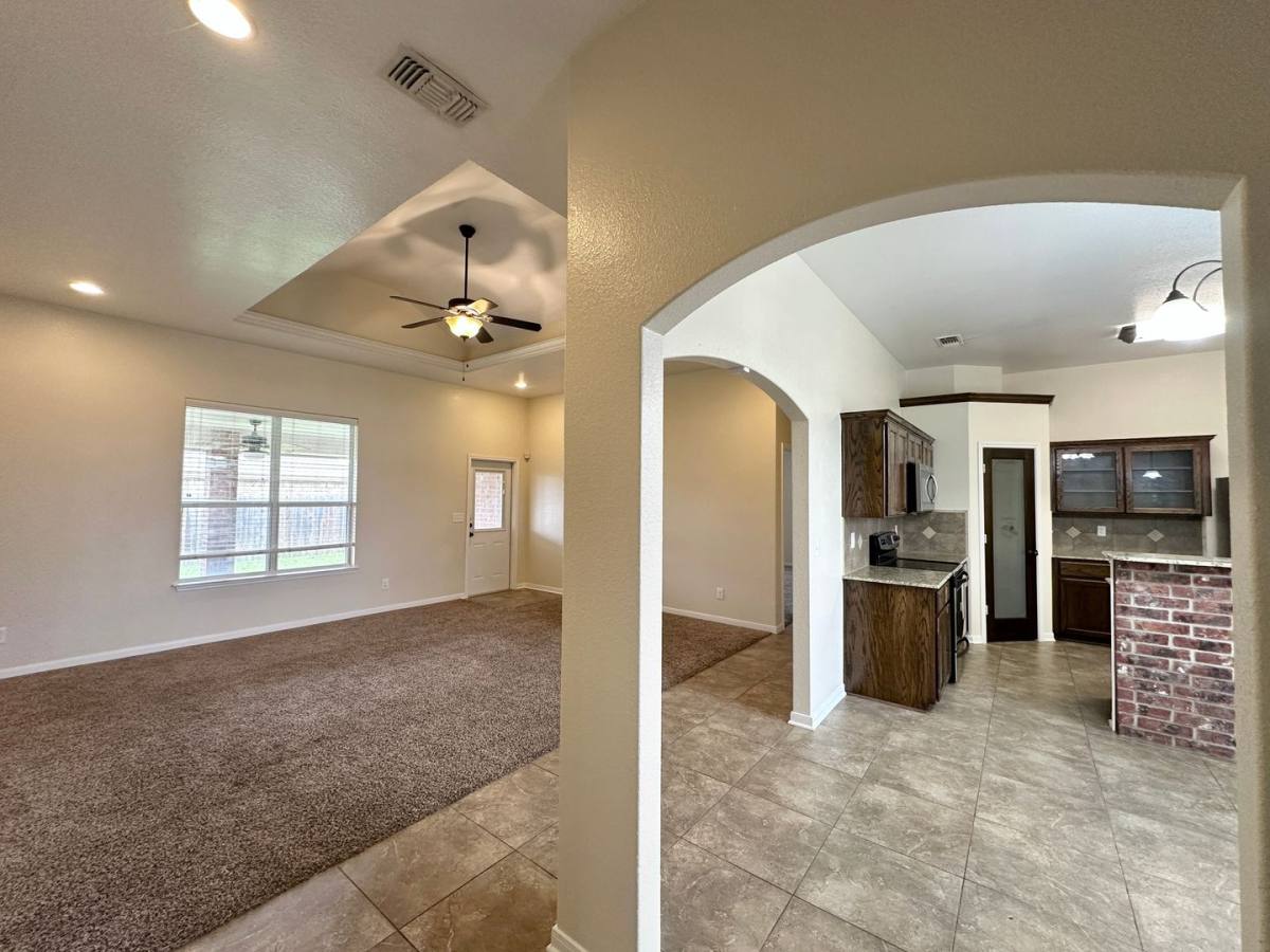 House for rent at 6710 Alvin Dr, Killeen, TX 76542
