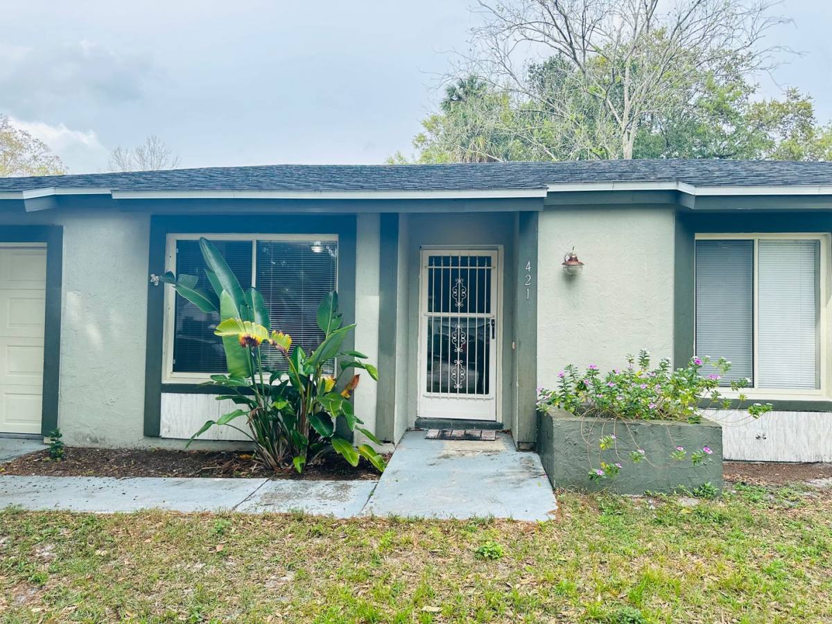 House for rent at 421 S Hawthorn Circle, Winter Springs, FL 32708