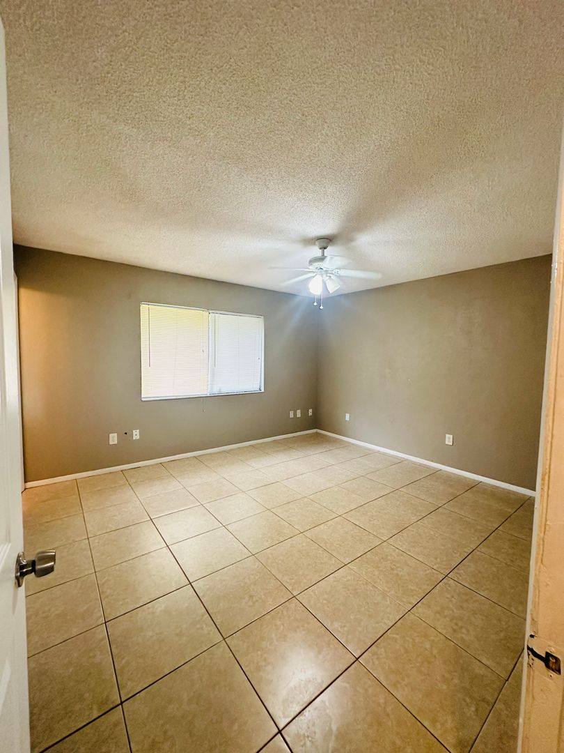 House for rent at 421 S Hawthorn Circle, Winter Springs, FL 32708