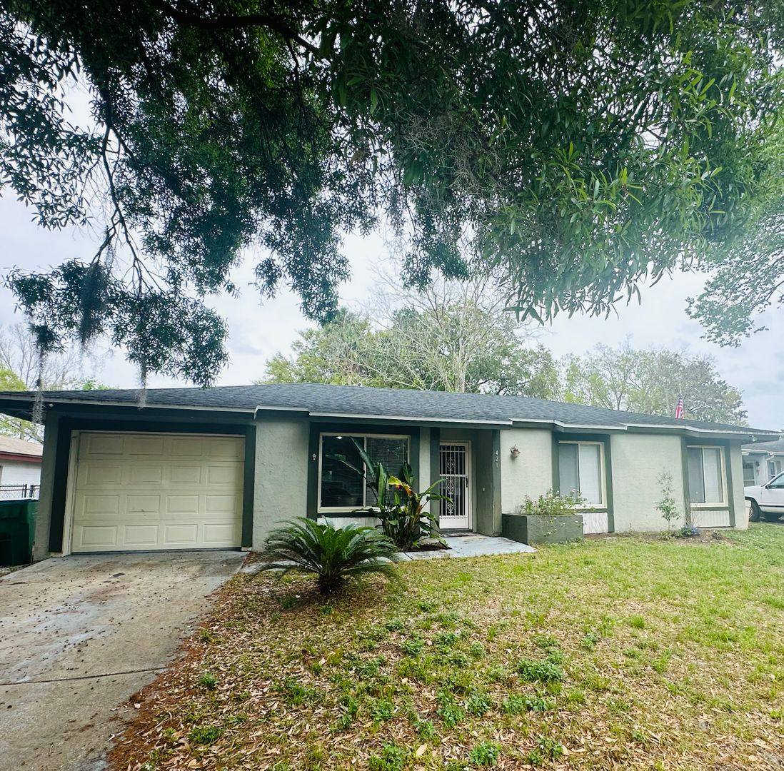 House for rent at 421 S Hawthorn Circle, Winter Springs, FL 32708