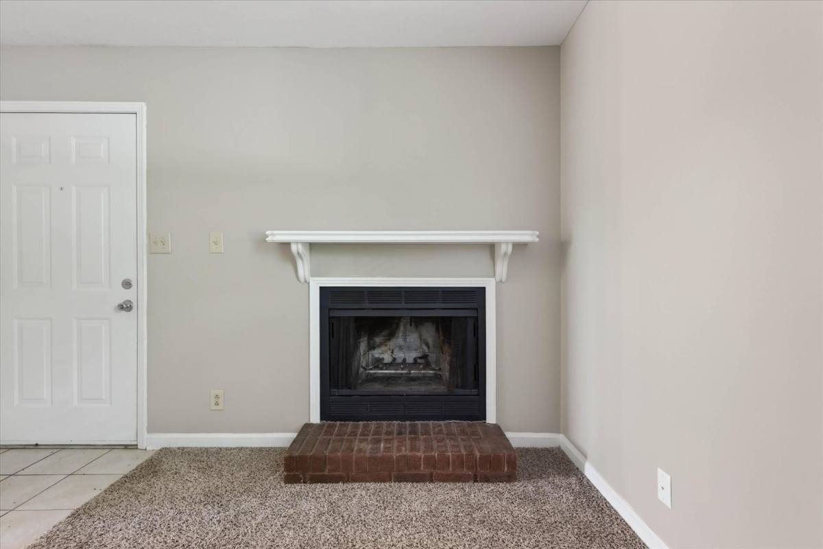 Townhouse for rent at 921 Kingsbury Dr, Clarksville, TN 37040