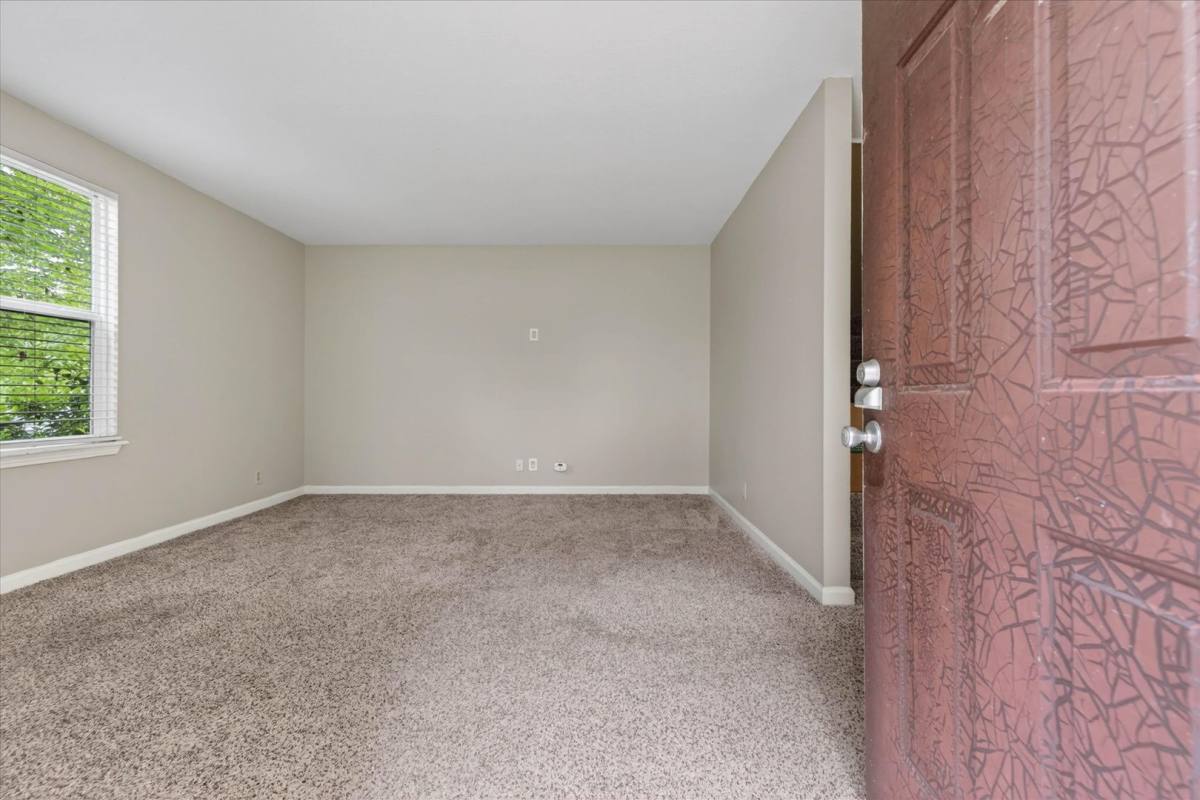 Townhouse for rent at 921 Kingsbury Dr, Clarksville, TN 37040