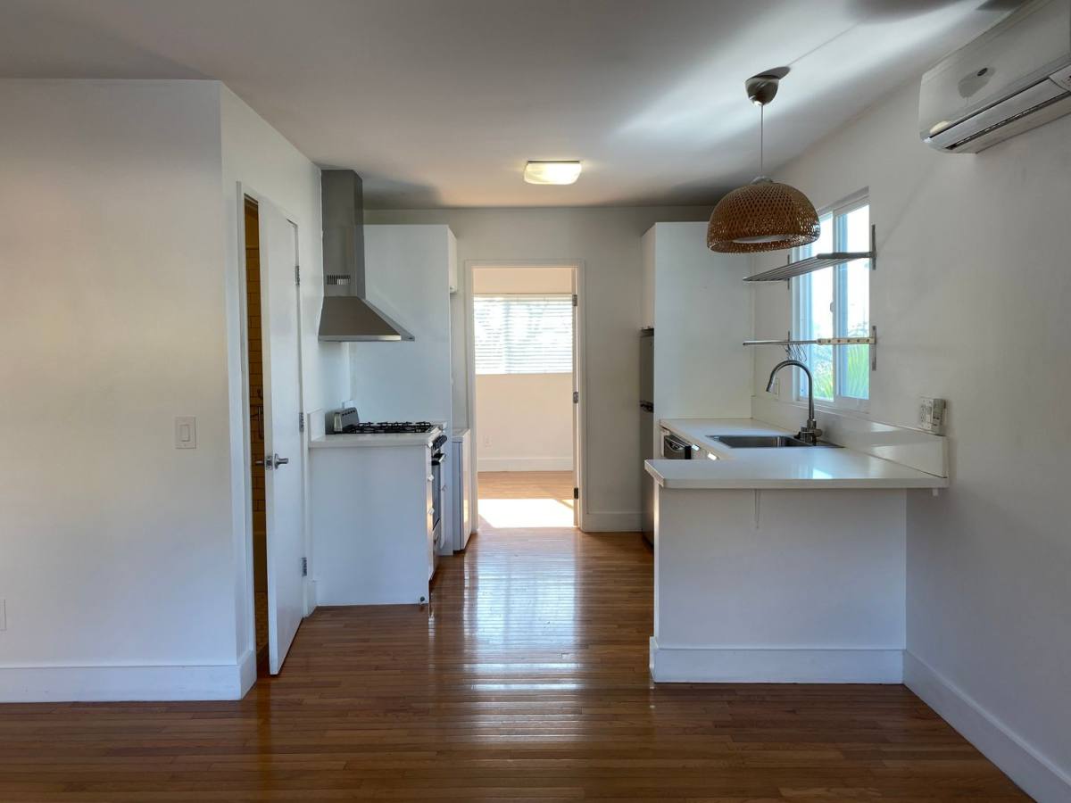 Apartment for rent at 1816 Bellevue Ave, Los Angeles, CA 90026