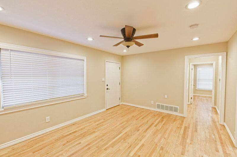 House for rent at 802 22nd St, Plano, TX 75074