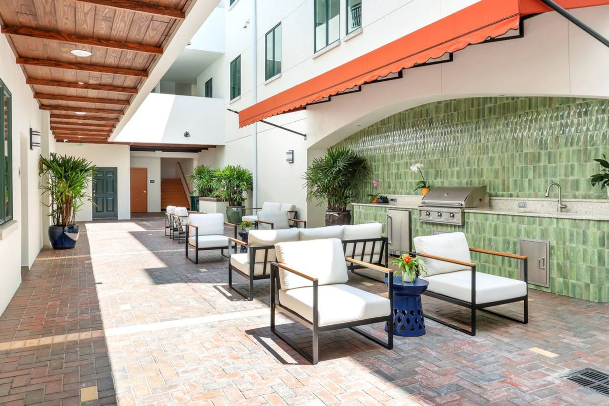 Apartment for rent at 11 E Smith St, Winter Garden, FL 34787
