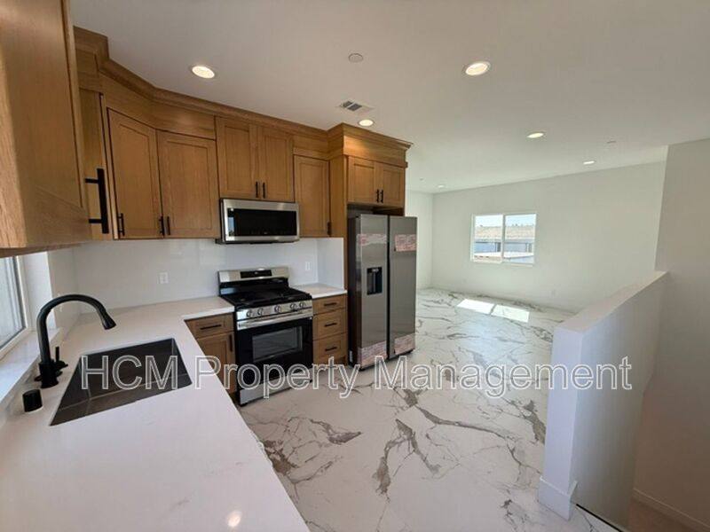 House for rent at 7643 14th St, Westminster, CA 92683