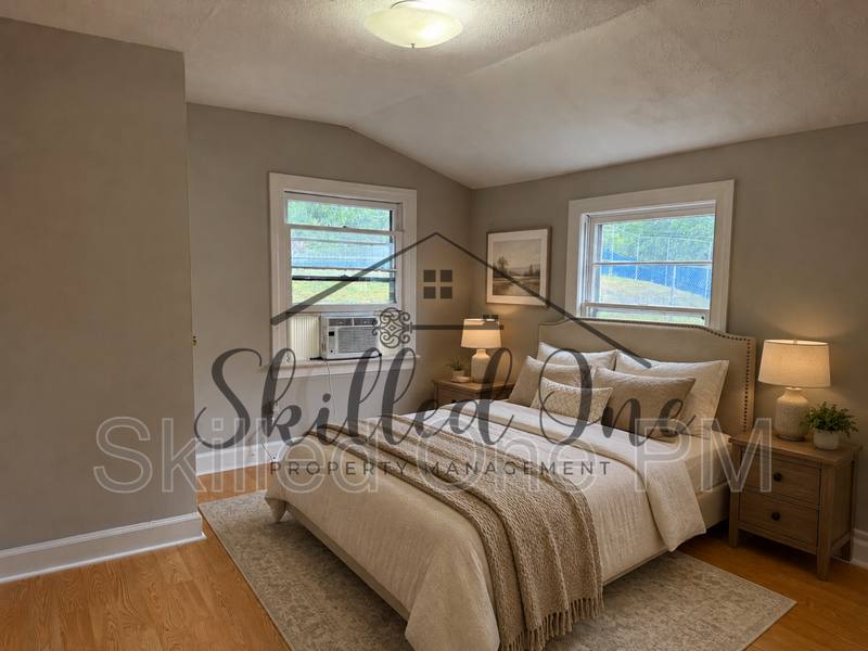 Apartment for rent at 203 Church St #11, Elkin, NC 28621