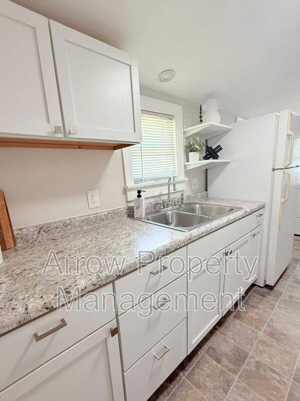 House for rent at 2970 Starr, Lincoln, NE 68503