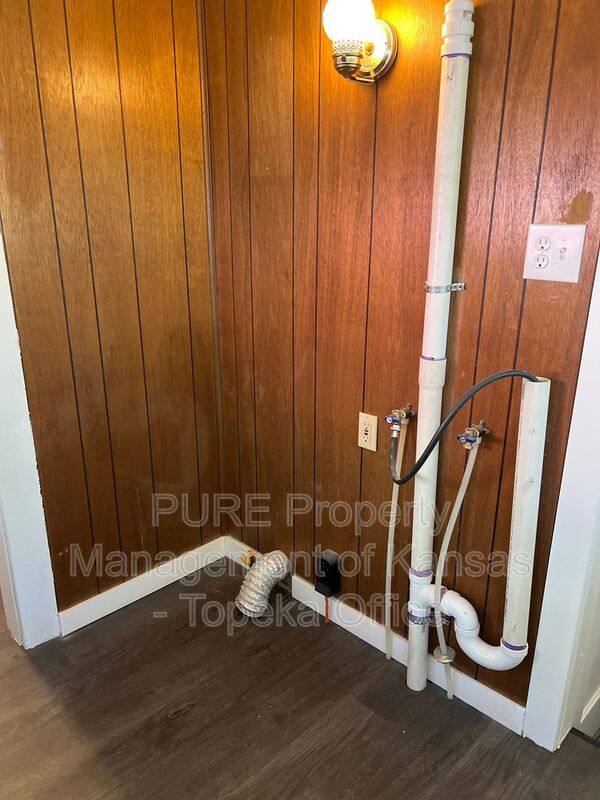 House for rent at 1823 SW 2nd St, Topeka, KS 66606