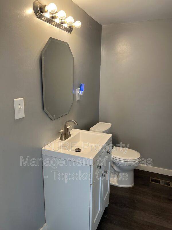 House for rent at 1823 SW 2nd St, Topeka, KS 66606