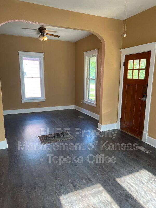House for rent at 1823 SW 2nd St, Topeka, KS 66606