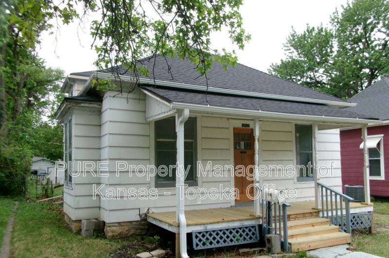 House for rent at 1823 SW 2nd St, Topeka, KS 66606
