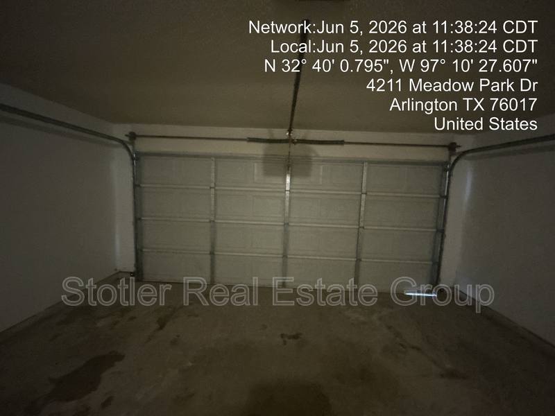 House for rent at 4211 Meadow Park Dr, Arlington, TX 76017