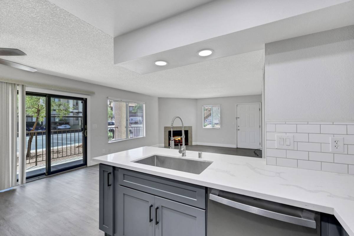 Condo for rent at 1575 W Warm Springs, Henderson, NV 89014