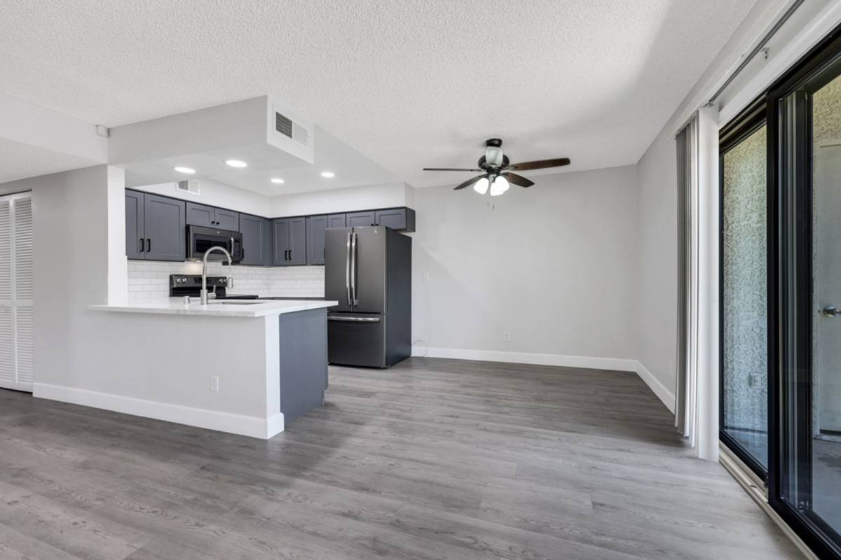 Condo for rent at 1575 W Warm Springs, Henderson, NV 89014