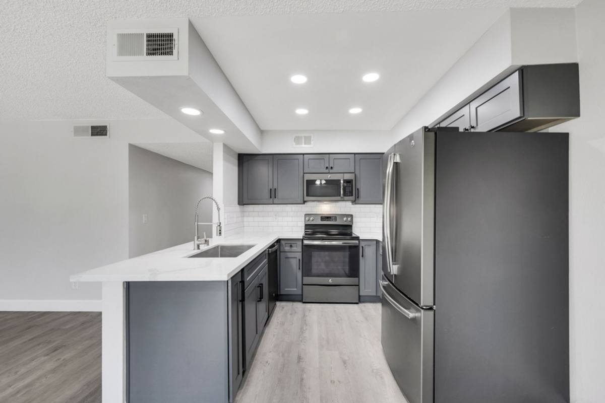 Condo for rent at 1575 W Warm Springs, Henderson, NV 89014