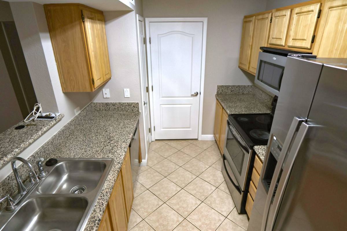 Condo for rent at 5055 W Hacienda Ave, Las Vegas, NV 89118