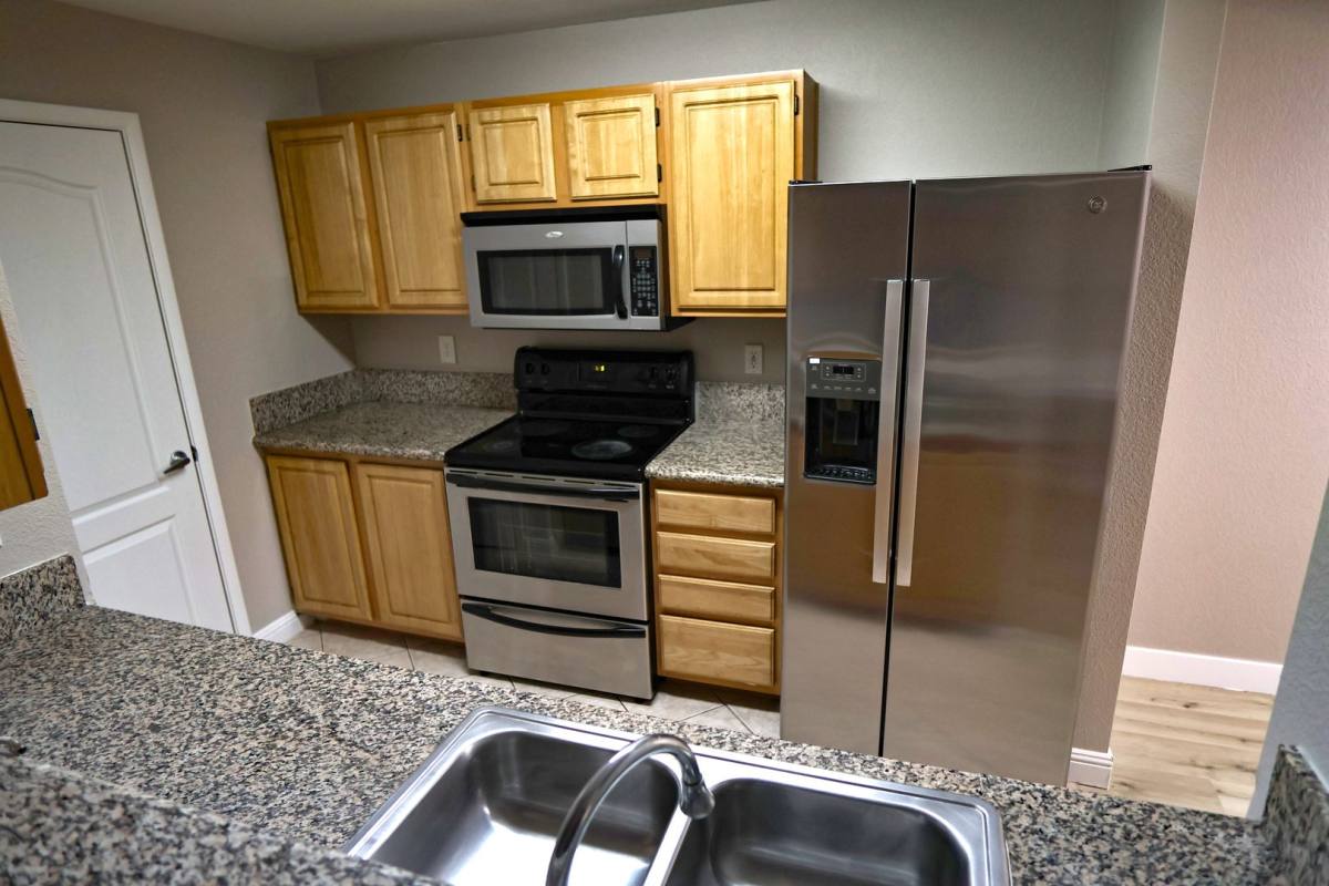 Condo for rent at 5055 W Hacienda Ave, Las Vegas, NV 89118