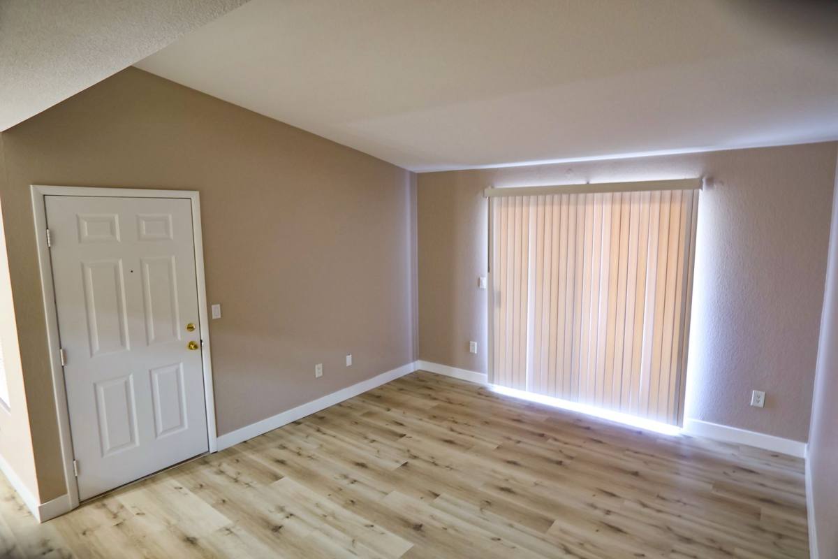 Condo for rent at 5055 W Hacienda Ave, Las Vegas, NV 89118