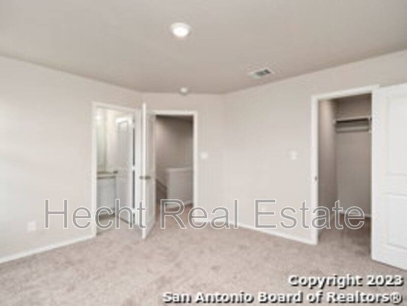 Apartment for rent at 9919 Grove Mist #4, San Antonio, TX 78233