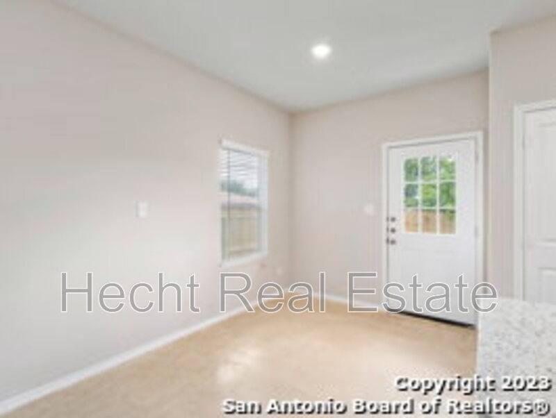 Apartment for rent at 9919 Grove Mist #4, San Antonio, TX 78233
