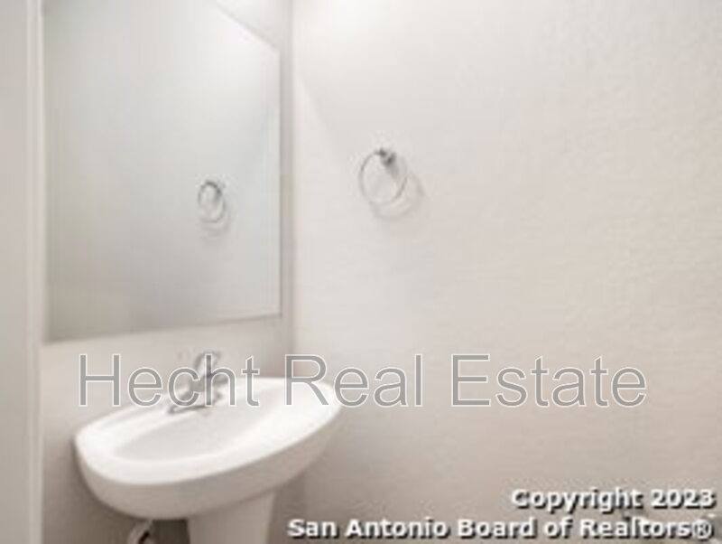 Apartment for rent at 9919 Grove Mist #4, San Antonio, TX 78233
